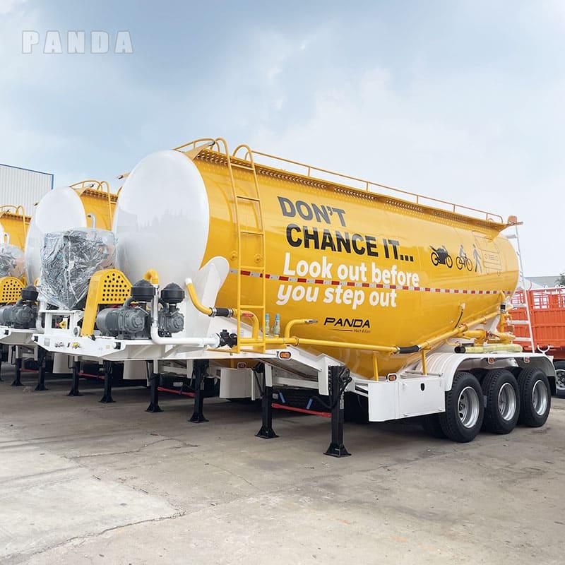 Pneumatic Dry Bulk Trailer Will Transport To Jamaica